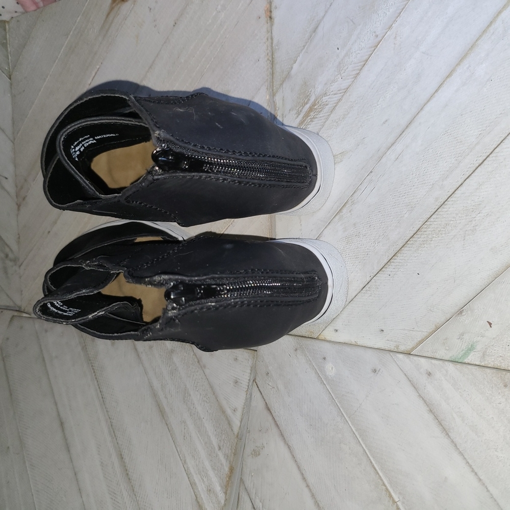 Sugar Size 10 M Black Faux Leather Wedge Sneakers - Picture 4 of 8